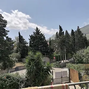 Vicino L'aeroporto Di Palermo Frühstückspension